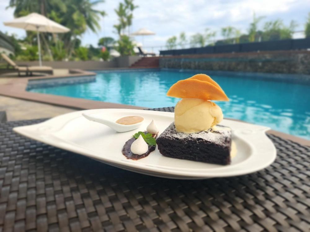 Novotel Suva Lami Bay Buitenkant foto